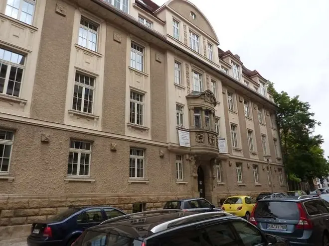 1 Zimmer Wohnung mit 26 m² in Halle (Saale) – Bild 1