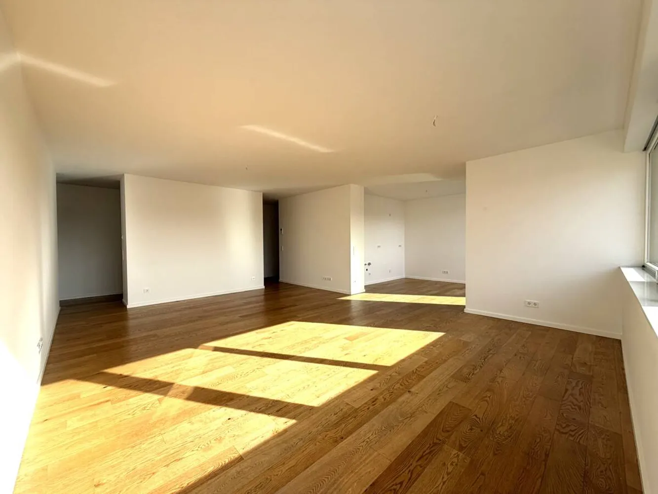 4 Zimmer Wohnung mit 136 m² in Halle (Saale) – Bild 3