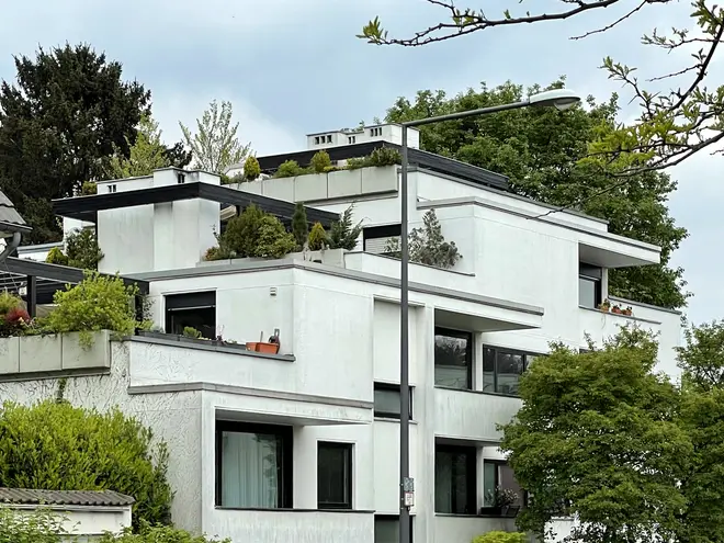 4 Zimmer Wohnung mit 125 m² in Köln – Bild 1