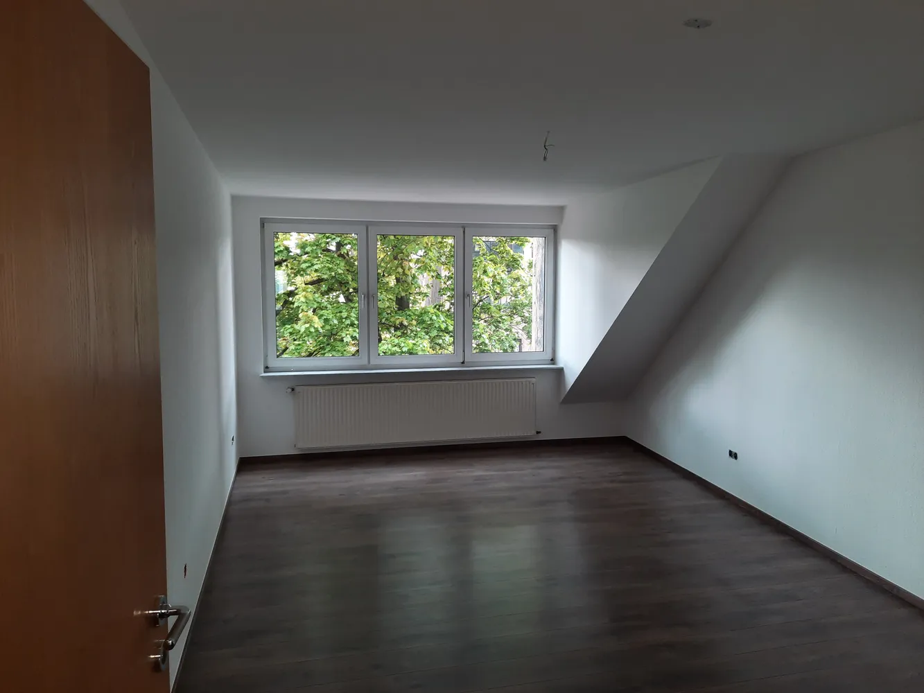 6 Zimmer Wohnung mit 230 m² in Wuppertal – Bild 11
