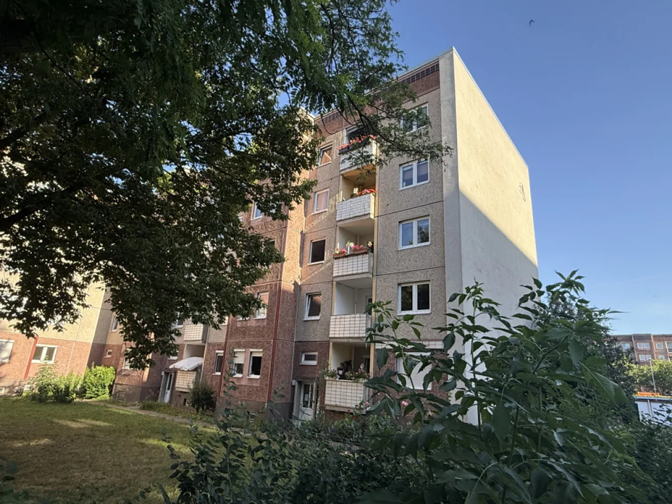 1 Zimmer Wohnung mit 33 m² in Magdeburg – Bild 1
