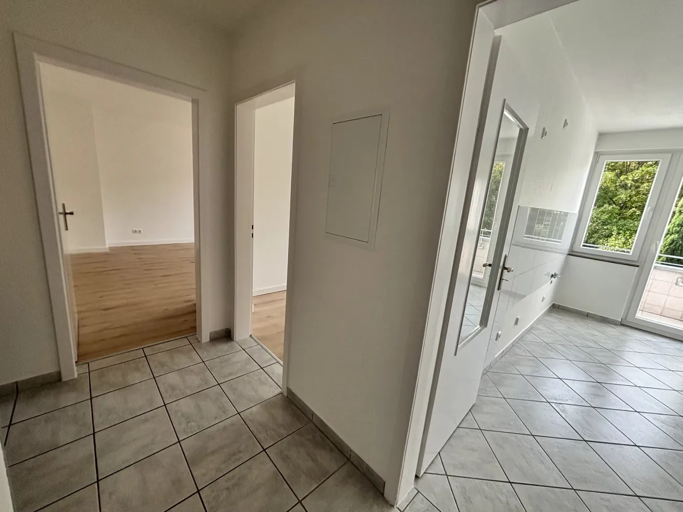 3 room apartment with 80 m² in Cologne – Photo 2