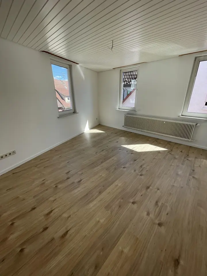6 Zimmer Wohnung mit 120 m² in Nürtingen – Bild 8