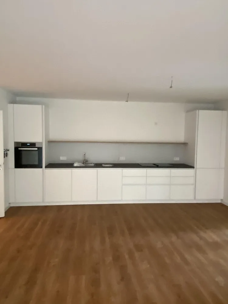 4 Zimmer Wohnung mit 149 m² in Hamburg – Bild 2