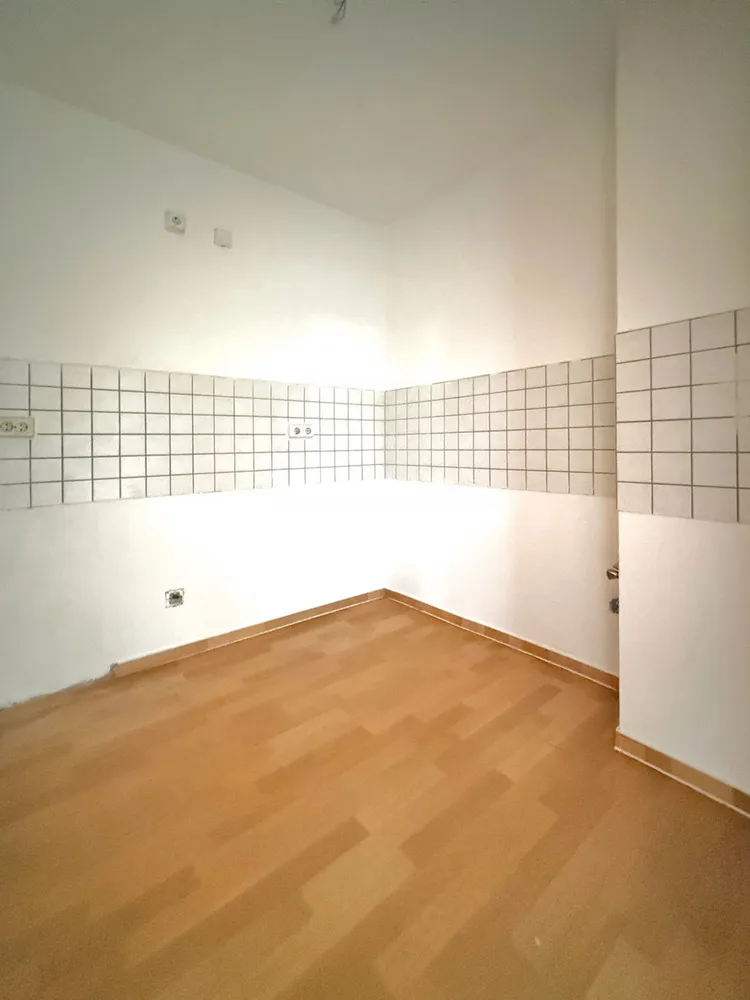 2 Zimmer Wohnung mit 58 m² in Suhl – Bild 2