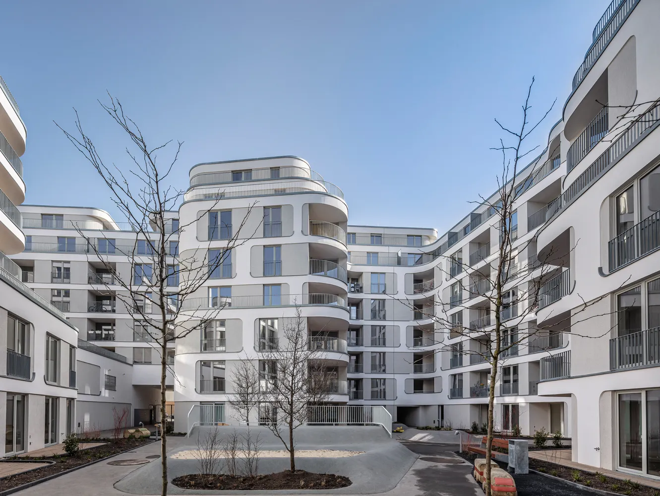 4 Zimmer Wohnung mit 125 m² in Berlin – Bild 4