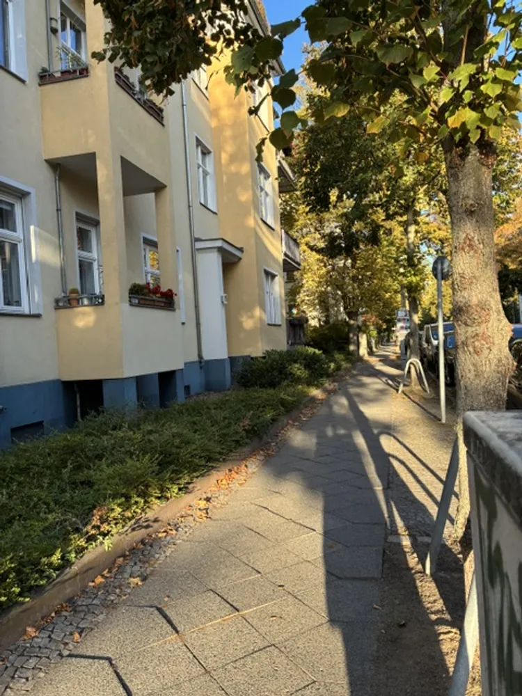 2 Zimmer Wohnung mit 64 m² in Berlin – Bild 2