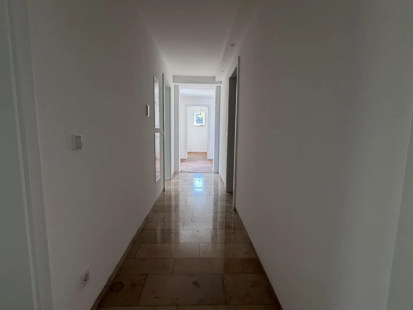 4 Zimmer Wohnung mit 129 m² in Nürnberg – Bild 7