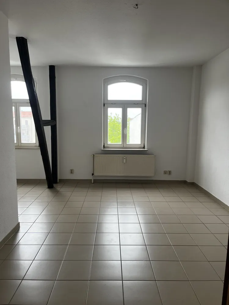 2 Zimmer Wohnung mit 60 m² in Halle (Saale) – Bild 1