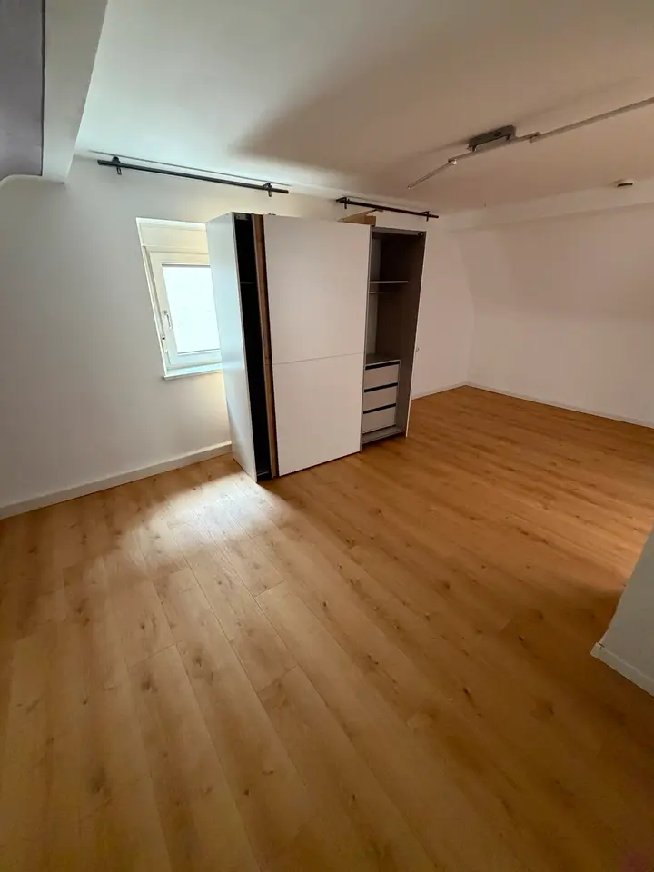 3 Zimmer Haus mit 95 m² in Würzburg – Bild 1