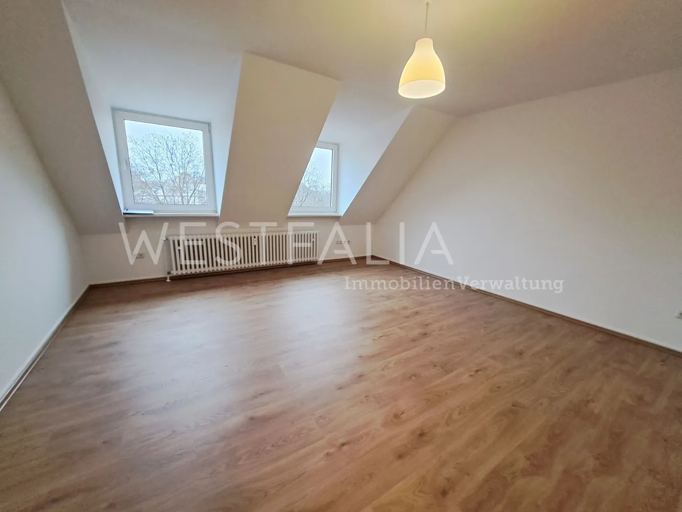 4 Zimmer Wohnung mit 83 m² in Duisburg – Bild 1