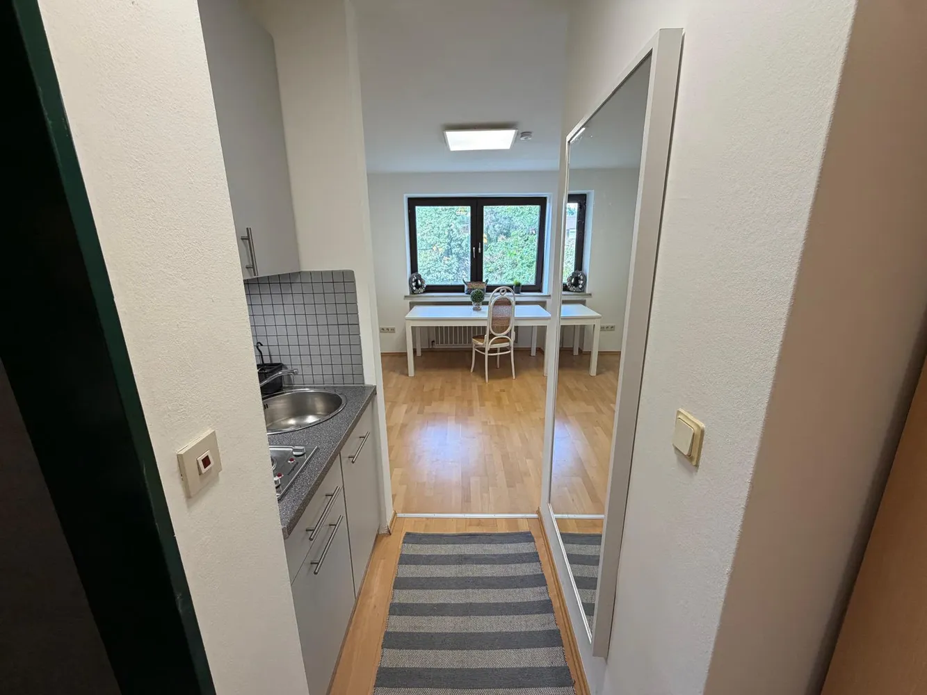 1 Zimmer Wohnung mit 28 m² in München – Bild 11