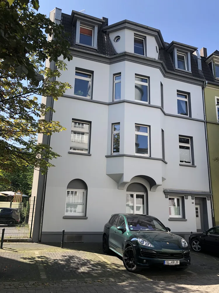 4 Zimmer Wohnung mit 95 m² in Leverkusen – Bild 1