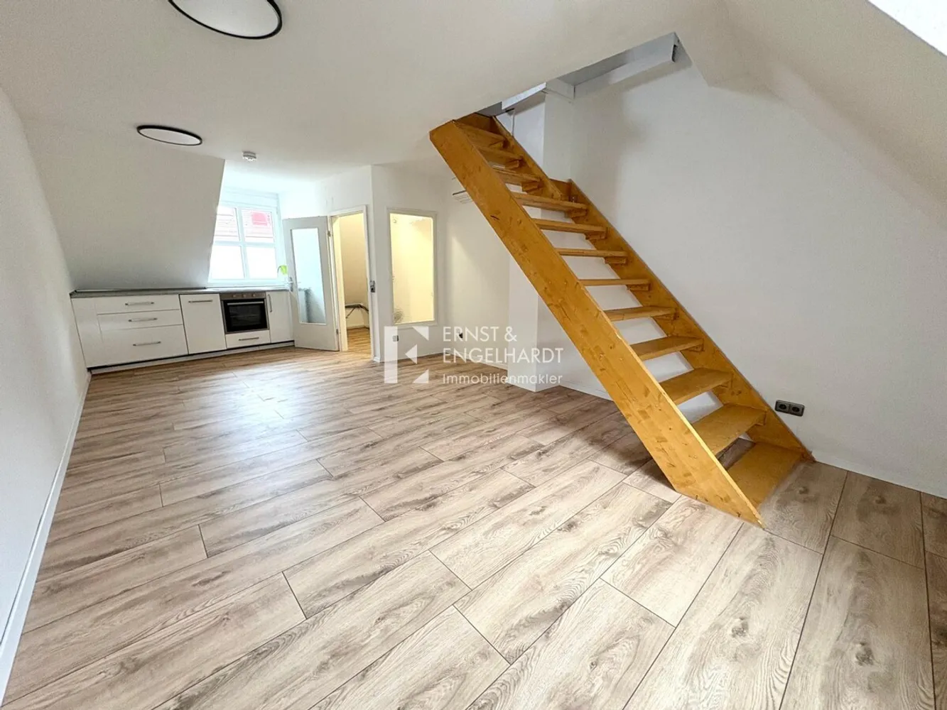 2 Zimmer Wohnung mit 32 m² in Würzburg – Bild 2