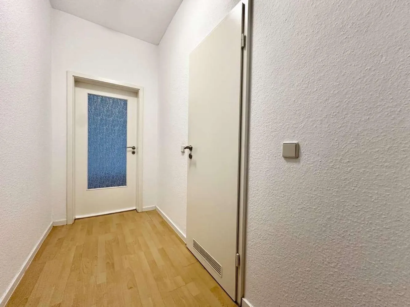 2 room apartment with 50 m² in Magdeburg – Photo 4