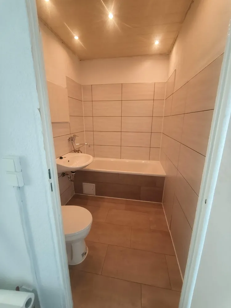 2 Zimmer Wohnung mit 46 m² in Neubrandenburg – Bild 1