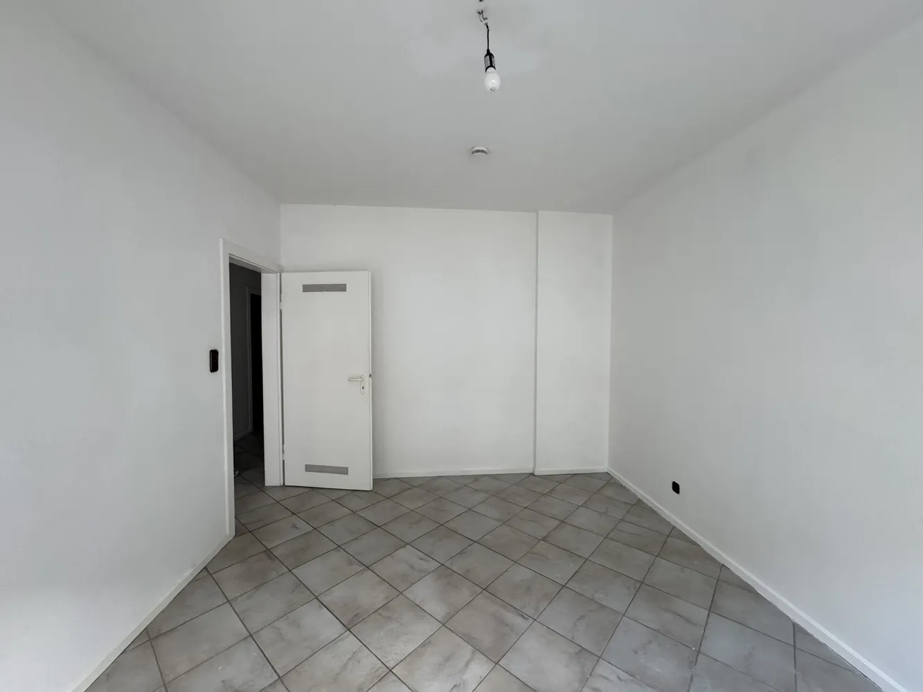 2 Zimmer Wohnung mit 52 m² in Aachen – Bild 2