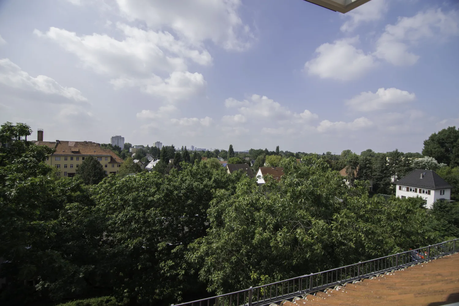 2 room apartment with 83 m² in Berlin – Photo 2