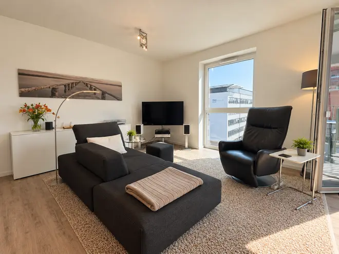 3 Zimmer Wohnung mit 90 m² in Kiel – Bild 2