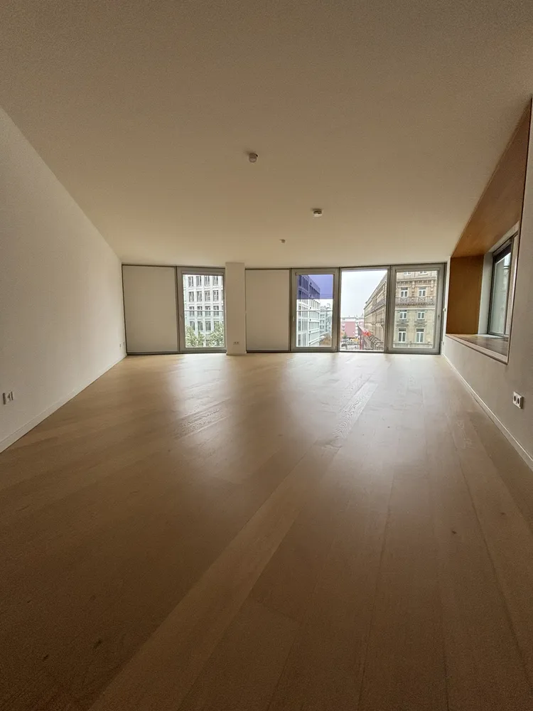 3 Zimmer Wohnung mit 177 m² in Frankfurt am Main – Bild 3