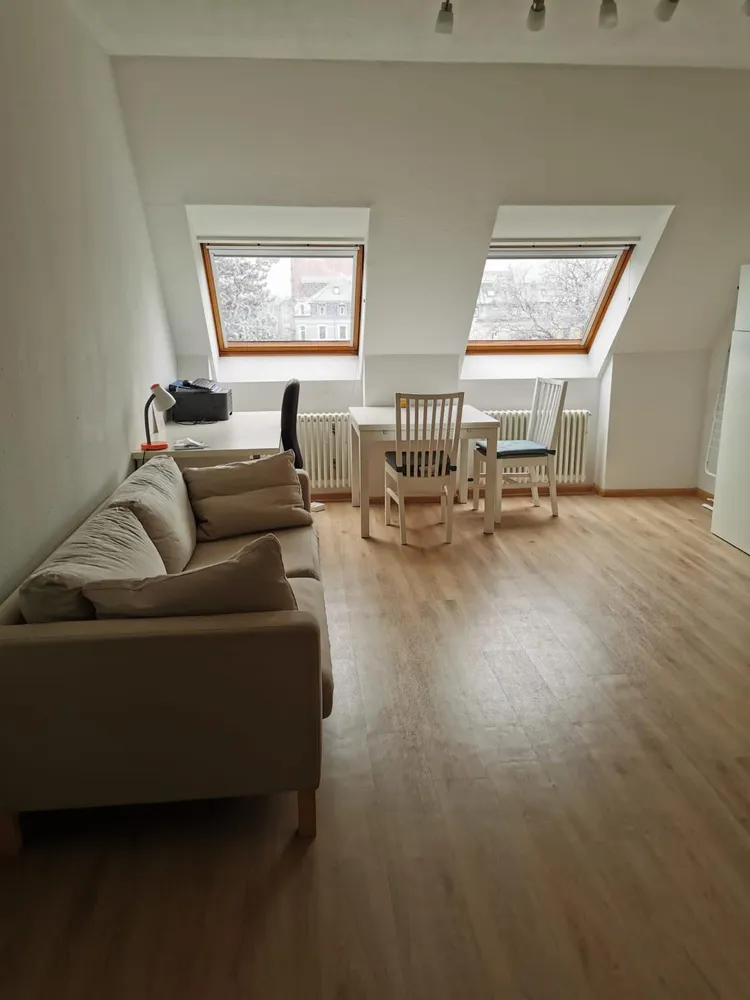 1 Zimmer Wohnung mit 33 m² in Freiburg im Breisgau – Bild 2