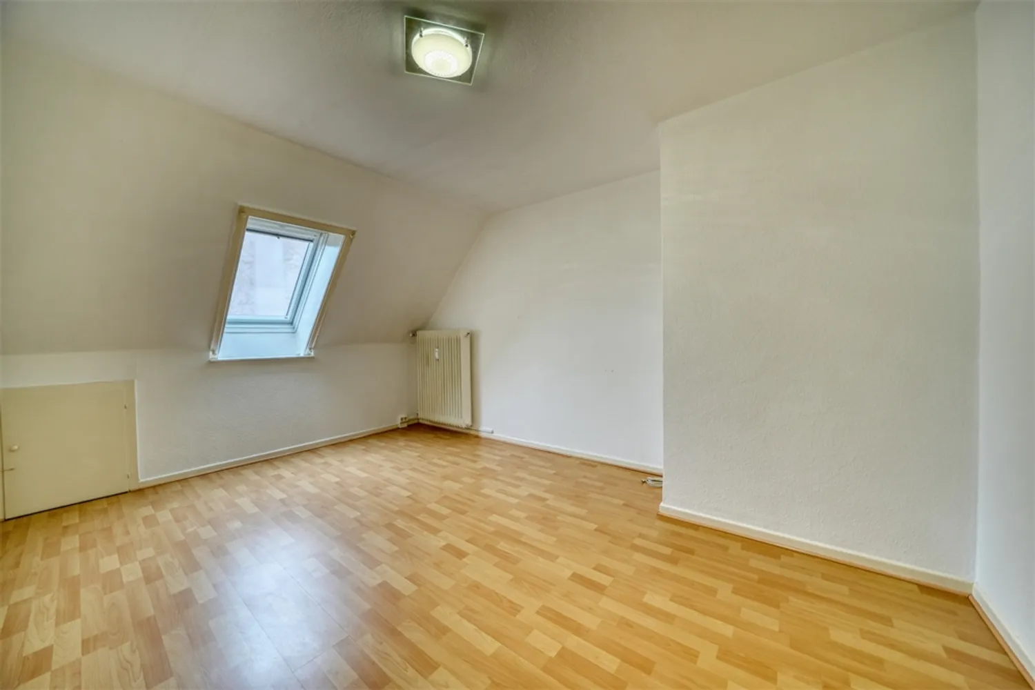 2 Zimmer Wohnung mit 54 m² in Lübeck – Bild 6
