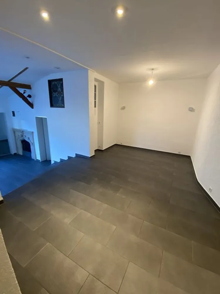 6 Zimmer Wohnung mit 125 m² in Karlsruhe – Bild 4