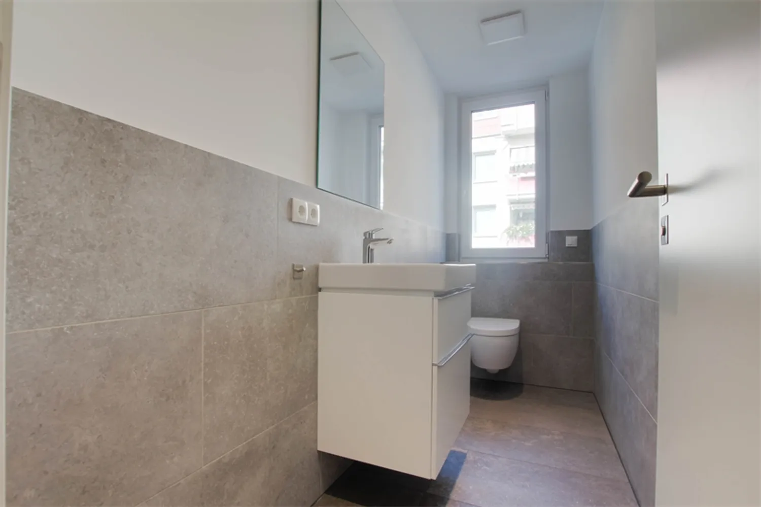4 Zimmer Wohnung mit 145 m² in Frankfurt am Main – Bild 12