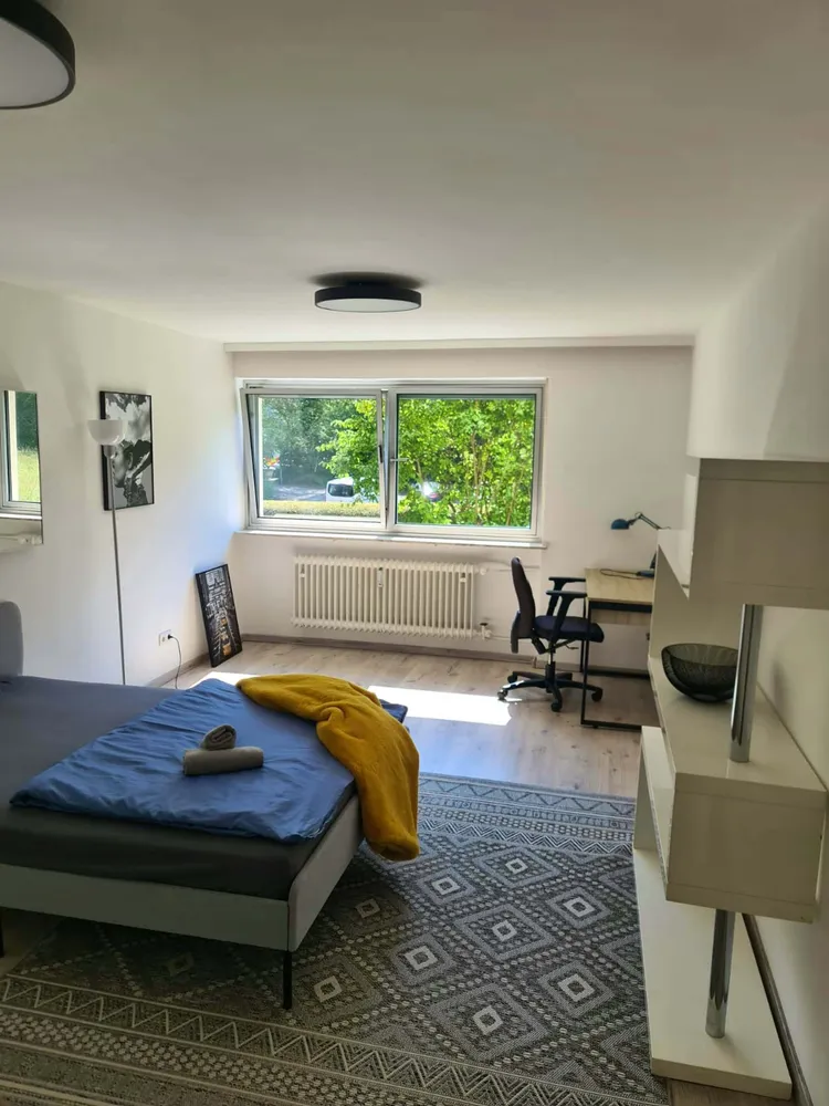 Shared room with 20 m² in Munich – Photo 2