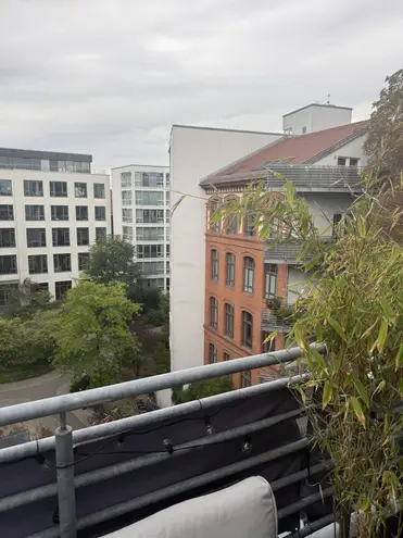 2 Zimmer Wohnung mit 64 m² in Berlin – Bild 2
