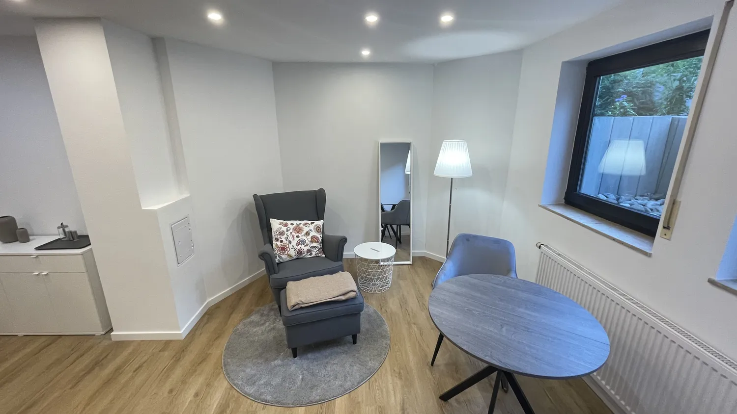 1 Zimmer Wohnung mit 30 m² in Stuttgart – Bild 2