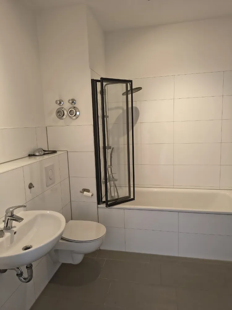 3 Zimmer Wohnung mit 111 m² in Berlin – Bild 9