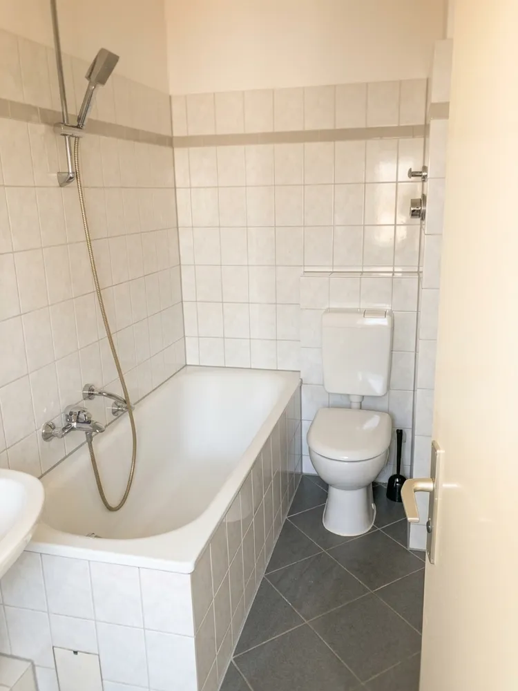 2 Zimmer Wohnung mit 54 m² in Hamburg – Bild 2