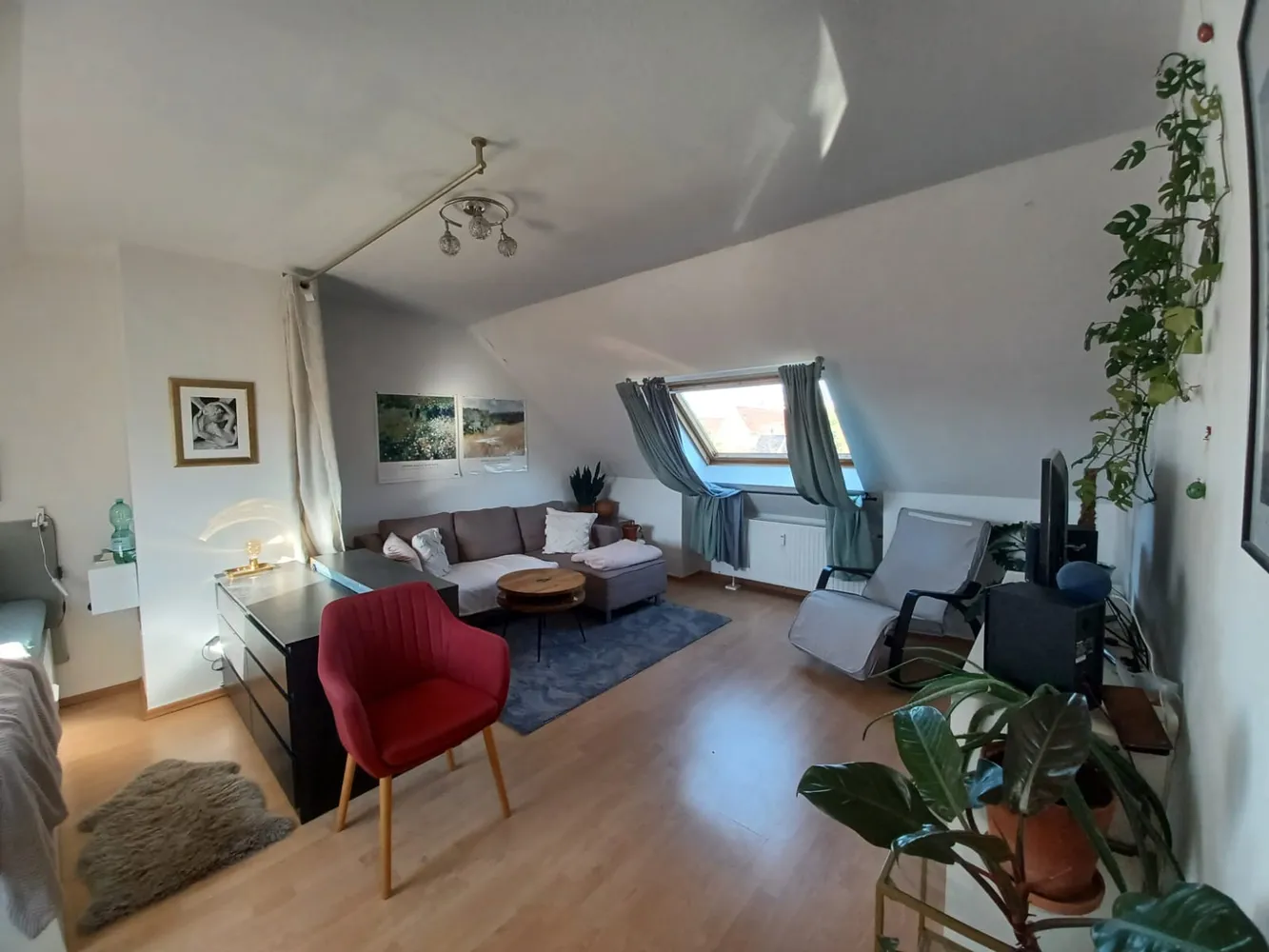 1 Zimmer Wohnung mit 33 m² in Köln – Bild 1