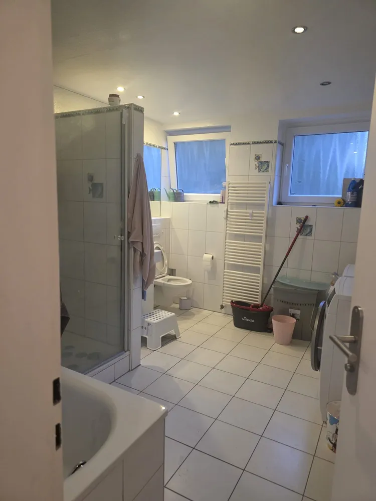 4 Zimmer Wohnung mit 92 m² in Düsseldorf – Bild 3