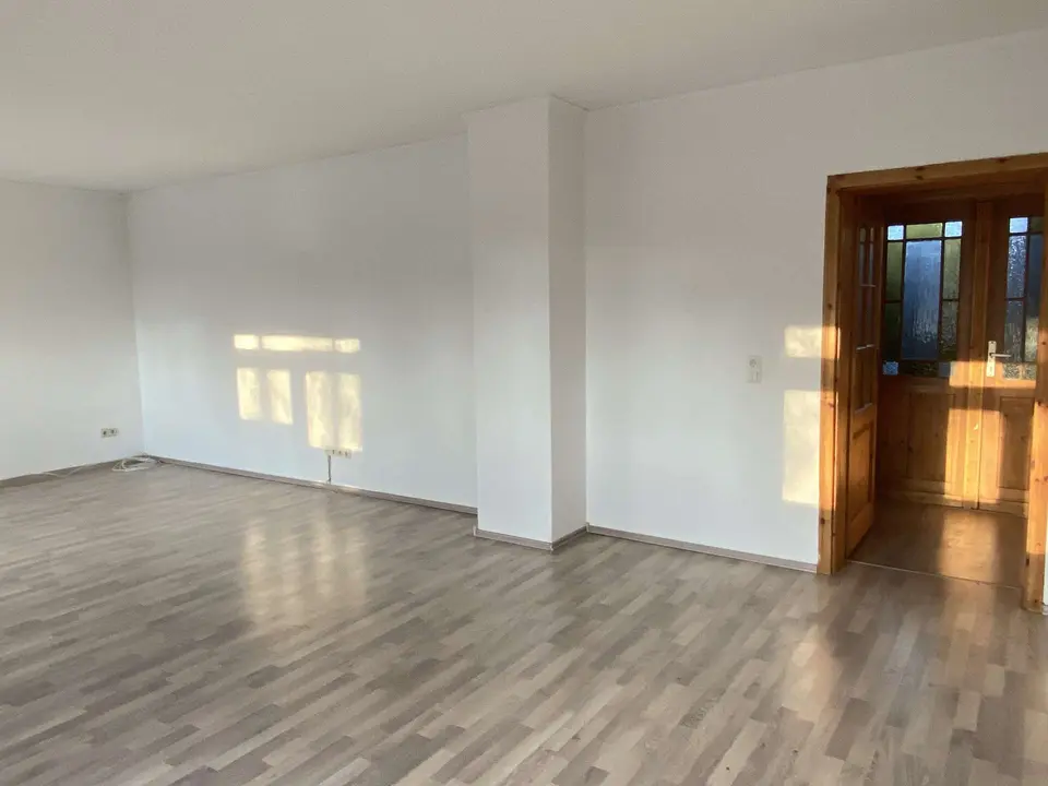 3 Zimmer Wohnung mit 97 m² in Zwickau – Bild 3