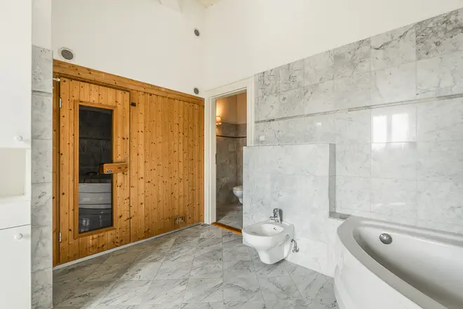 5 Zimmer Wohnung mit 230 m² in Potsdam – Bild 10