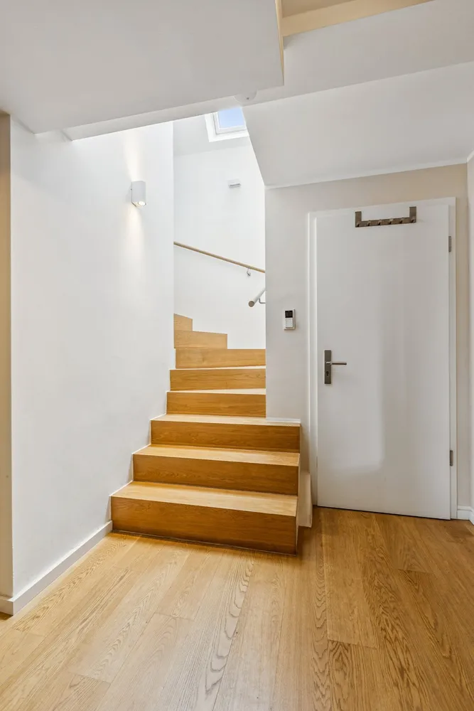 4 Zimmer Wohnung mit 189 m² in Düsseldorf – Bild 8