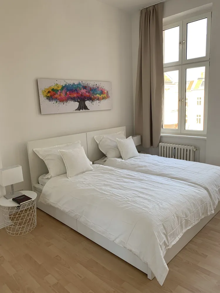 3 Zimmer Wohnung mit 95 m² in Berlin – Bild 4