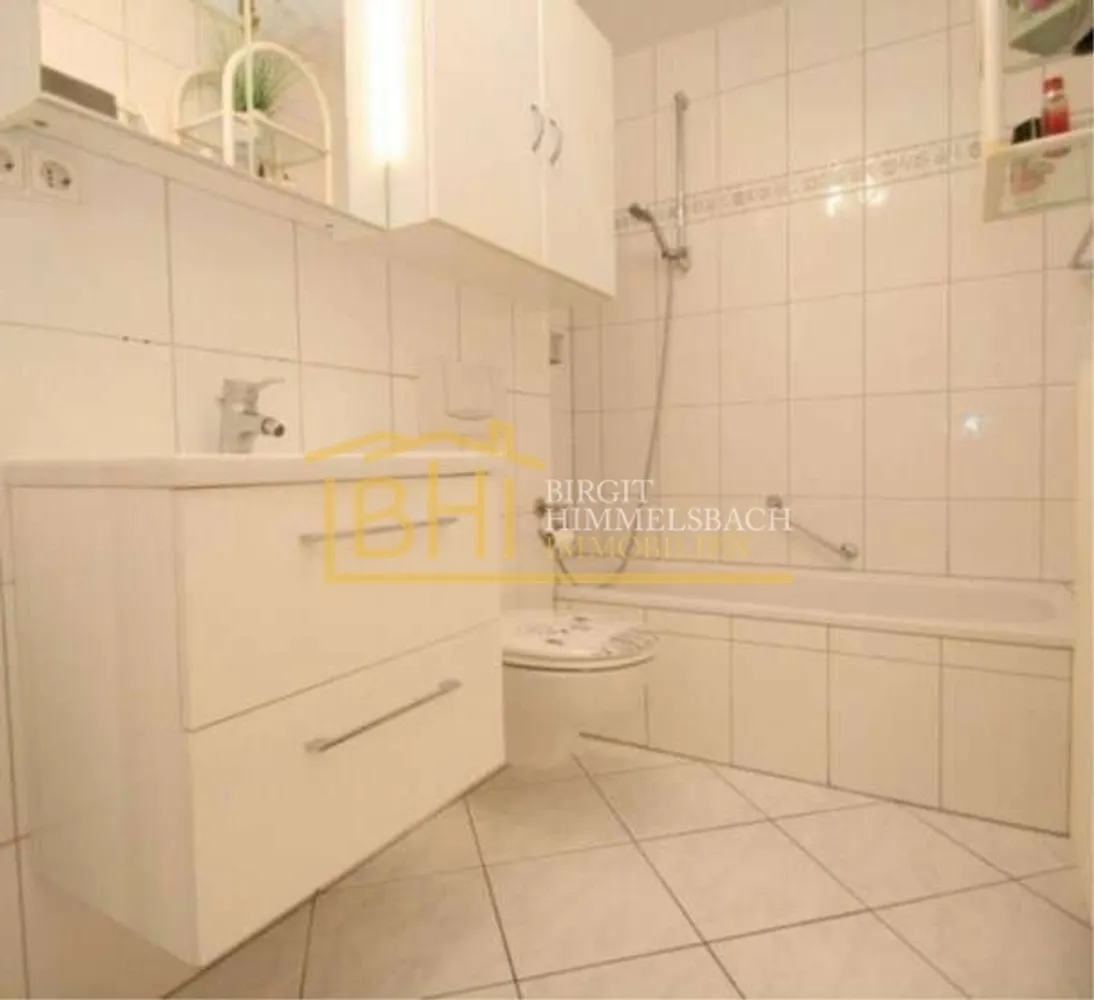 3 Zimmer Wohnung mit 106 m² in Mannheim – Bild 3