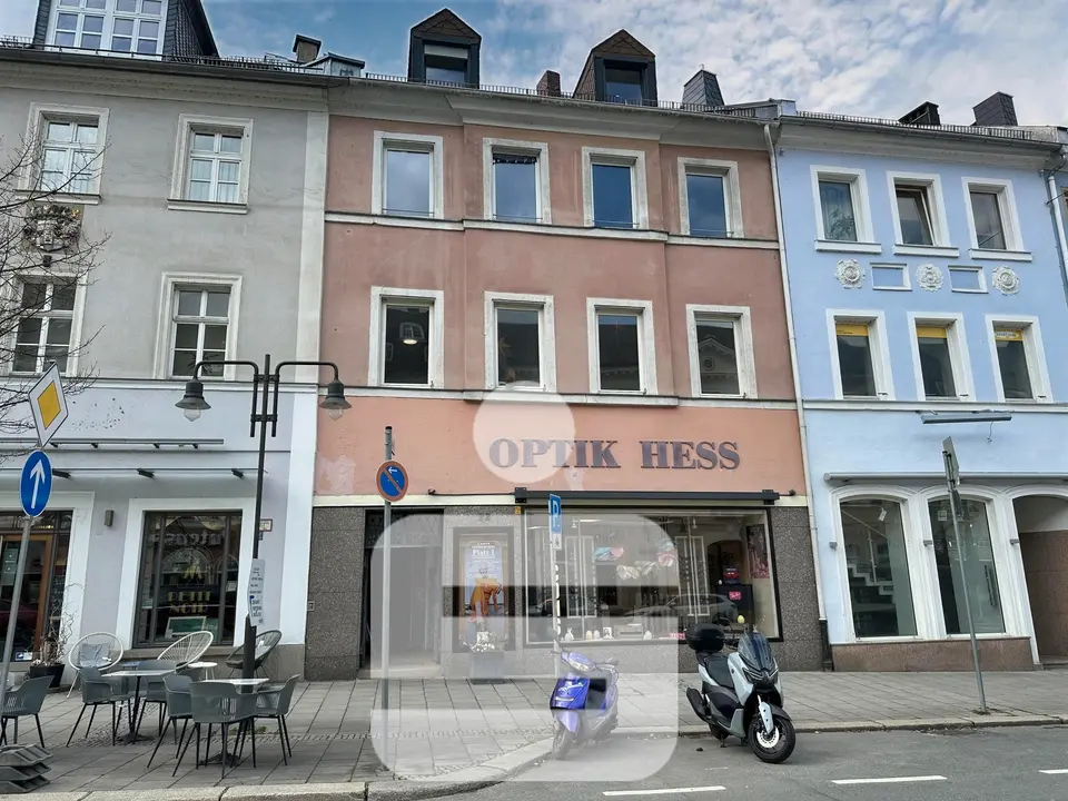 4 Zimmer Wohnung mit 100 m² in Hof – Bild 3