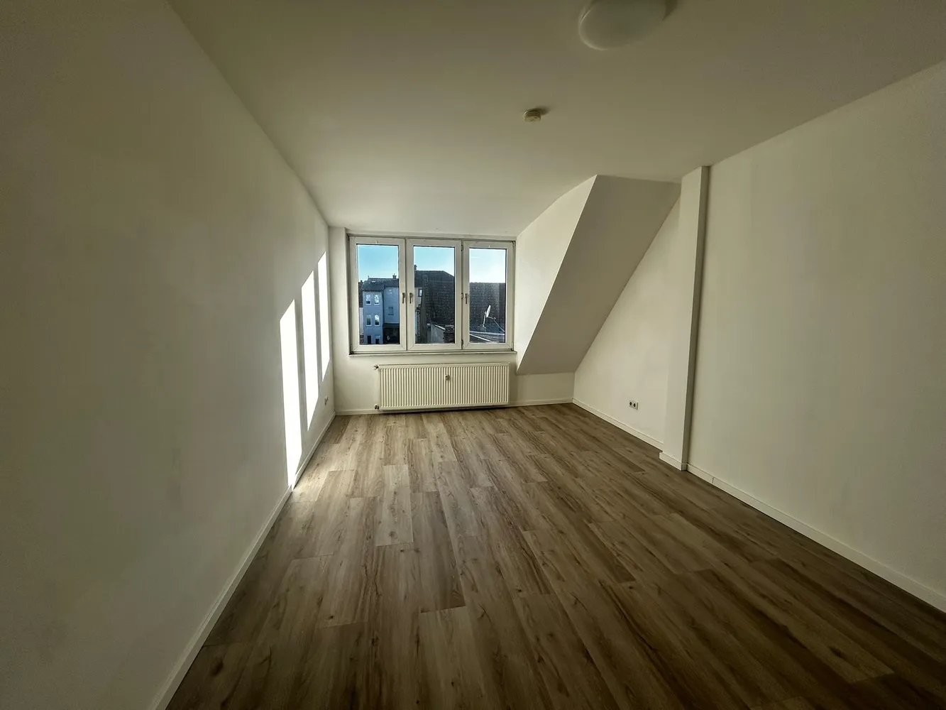 4 room apartment with 90 m² in Frankfurt am Main – Photo 4