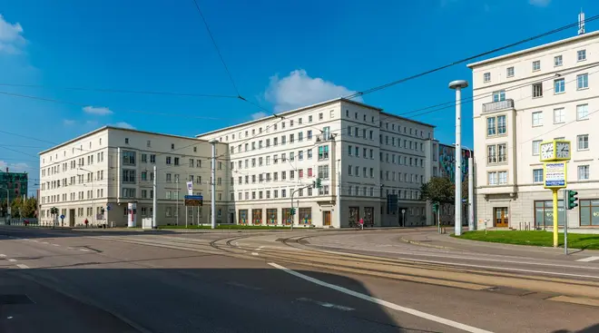 2 Zimmer Wohnung mit 58 m² in Halle (Saale) – Bild 2