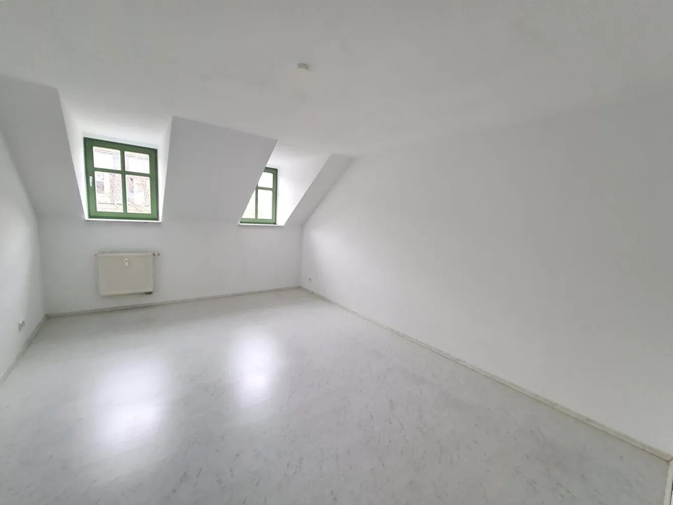 3 room apartment with 93 m² in Chemnitz – Photo 8