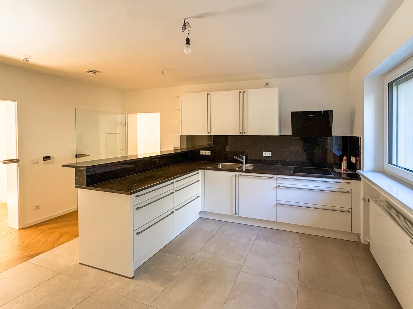 3 Zimmer Wohnung mit 92 m² in München – Bild 2