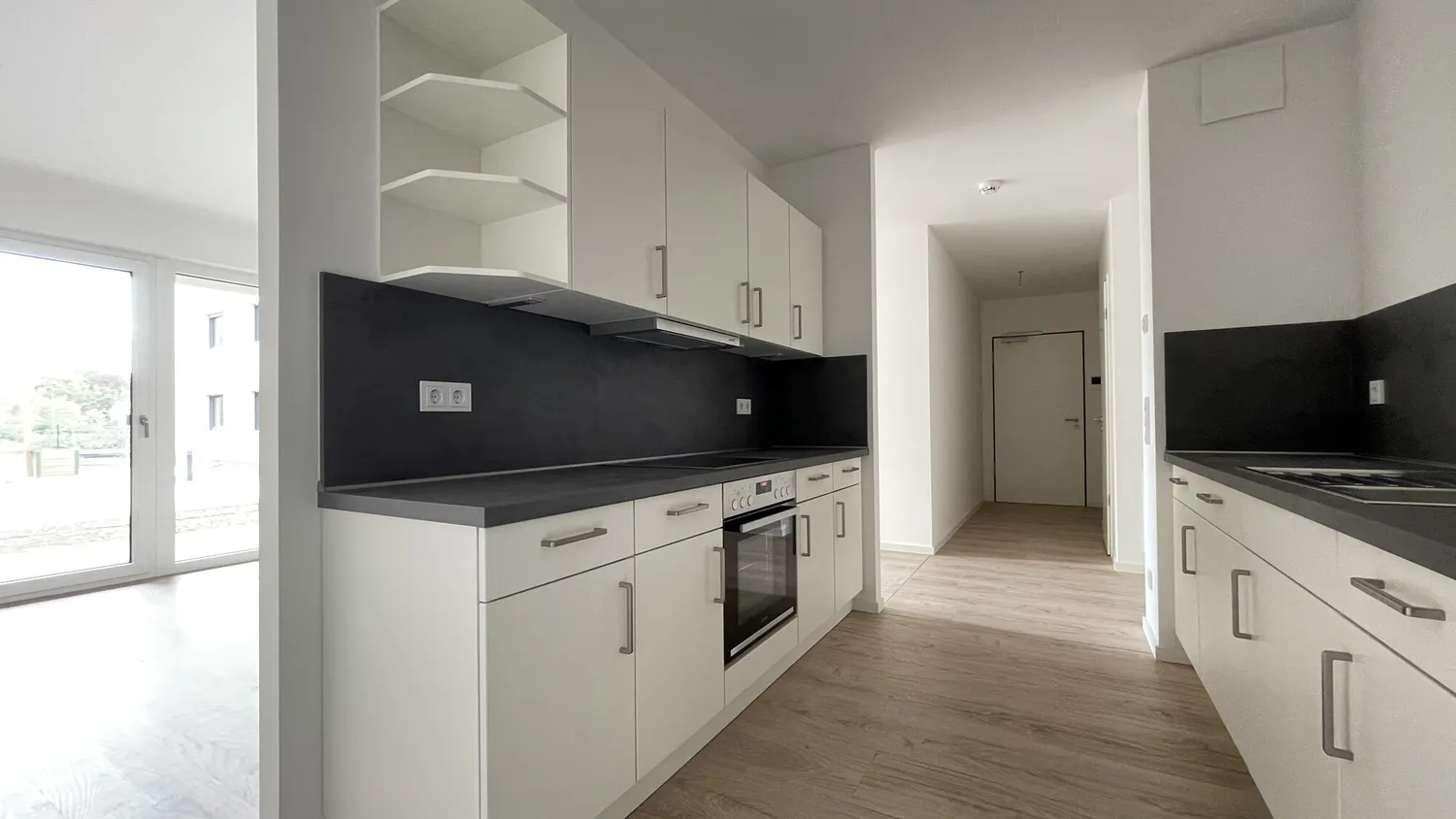 2 Zimmer Wohnung mit 72 m² in Dresden – Bild 2