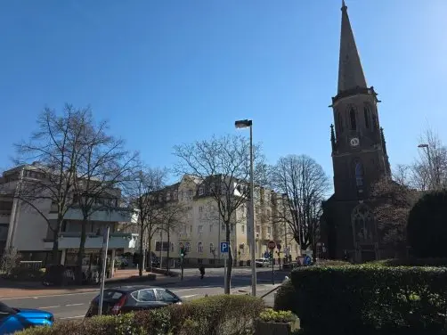 2 Zimmer Wohnung mit 69 m² in Bonn – Bild 2