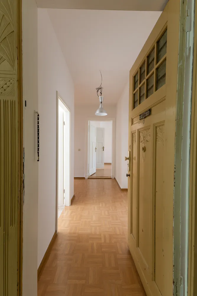 2 Zimmer Wohnung mit 75 m² in Berlin – Bild 2