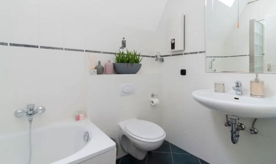 WG-Zimmer mit 75 m² in Frankfurt am Main – Bild 8