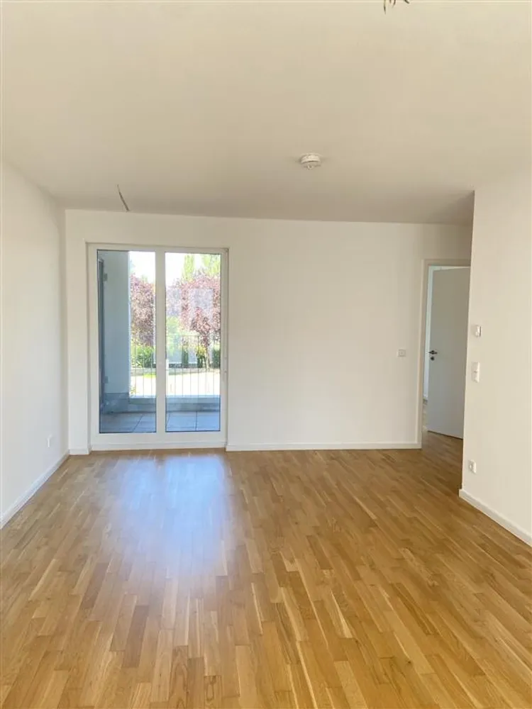2 Zimmer Wohnung mit 66 m² in Wiesbaden – Bild 2